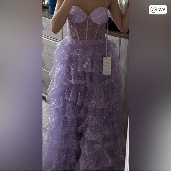 Elegant Lavender Strapless Prom Dress - Picture 1 of 4